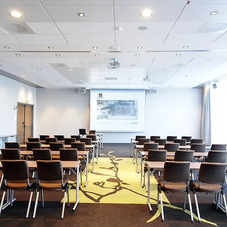 卑尔根机场凯瑞酒店 酒店 卑爾根