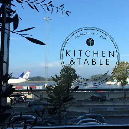 Clarion Airport Hotel 4*