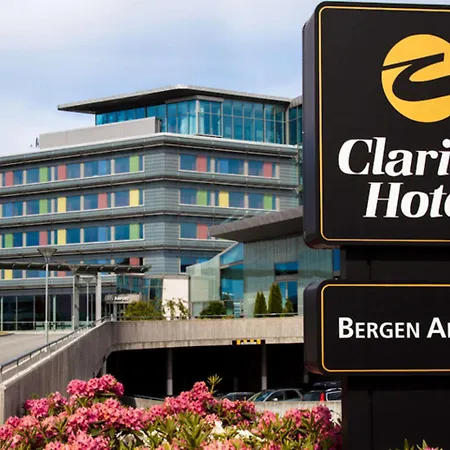 Hotel Clarion Airport 4*