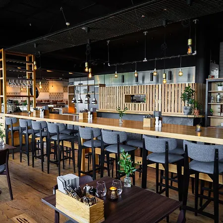 Clarion Airport Hotel