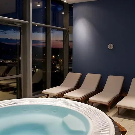 Otel Clarion Airport 4*
