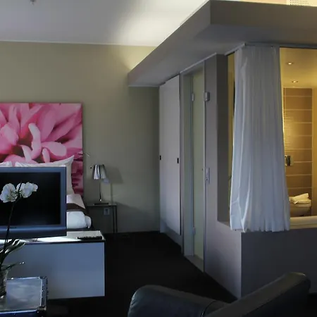 Clarion Airport Hotel