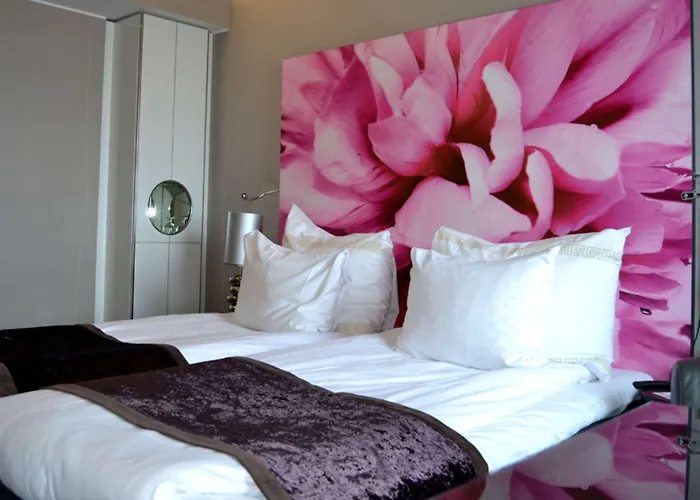 Otel Clarion Airport 4*