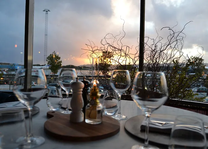 Otel Clarion Airport 4*