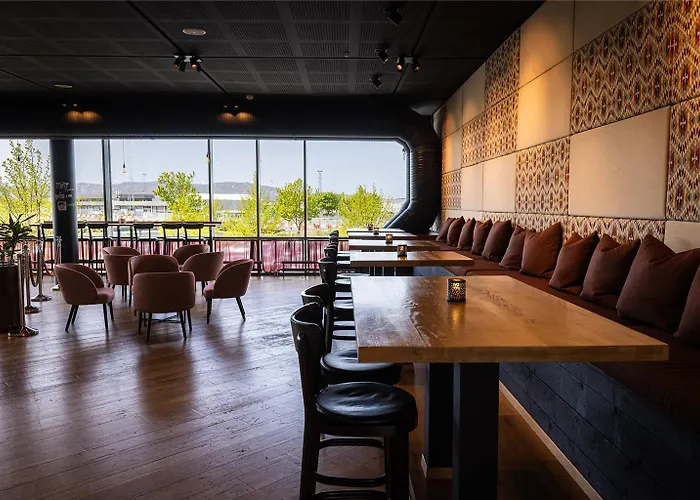 卑尔根机场凯瑞酒店 酒店 4*