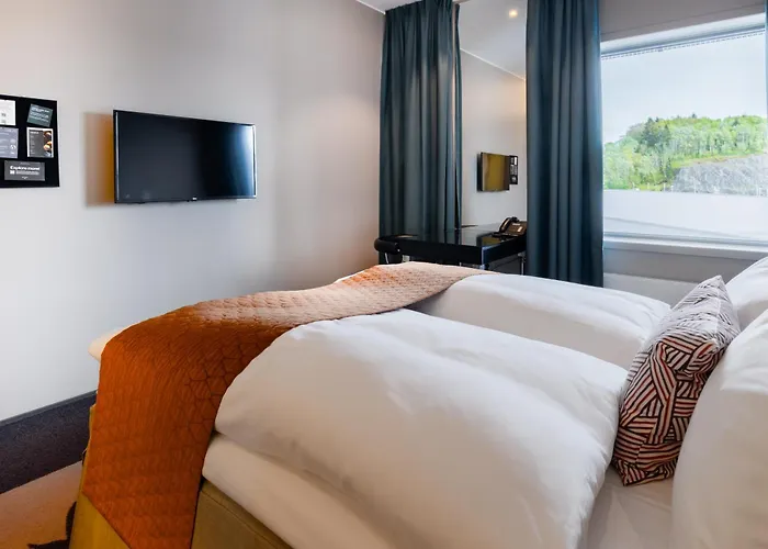 Clarion Airport Hotell 4*