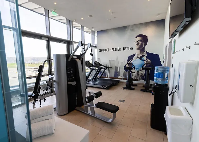 Clarion Airport Hotell 4*